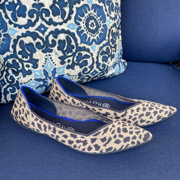 Rothy’s The Point animal print, size 8 - Picture 3 of 6